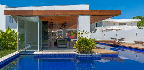 Casa de Condomínio com 5 Quartos à venda, 750m² no Interlagos (Abrantes), Camaçari