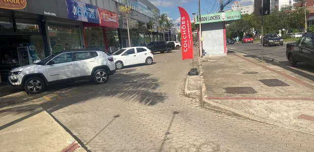 Loja / Salão / Ponto Comercial à venda, 53m² no Chácara, Betim