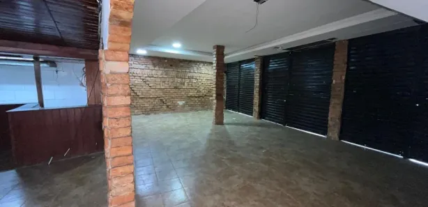 Loja / Salão / Ponto Comercial à venda, 100m² no Nossa Senhora de Fátima, Nilópolis