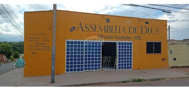 Galpão / Depósito / Armazém à venda, 140m² no Alfredo Freire II, Uberaba