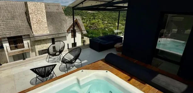 Casa de Condomínio com 4 Quartos para alugar, 150m² no , Bananeiras