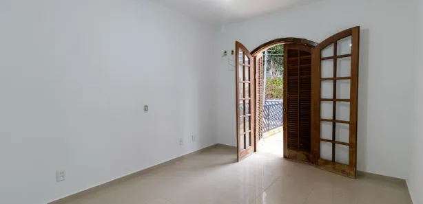 Sobrado com 3 Quartos à venda, 240m² no Vila Firmiano Pinto, São Paulo