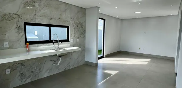 Sobrado com 3 Quartos à venda, 135m² no Jardins Capri, Senador Canedo