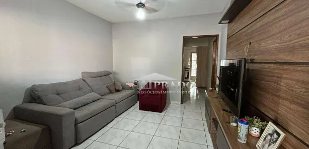 Casa com 3 Quartos à venda, 186m² no Semprebom, Ibiporã