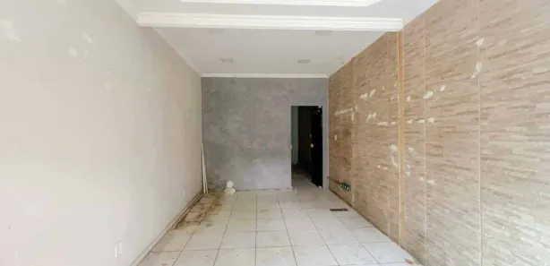 Loja / Salão / Ponto Comercial para alugar, 34m² no Centro (Vila Inhomirim), Magé