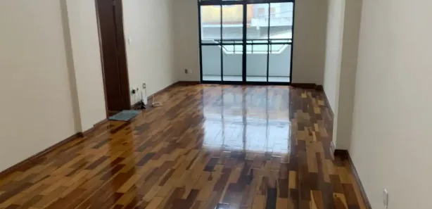Apartamento com 3 Quartos para alugar, 110m² no Castelanea, Petrópolis
