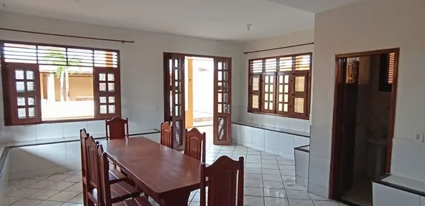 Fazenda / Sítio / Chácara com 4 Quartos para alugar, 1000m² no Tabuba, Caucaia