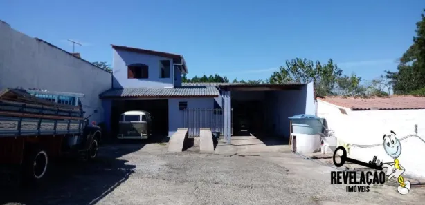 Galpão / Depósito / Armazém à venda, 160m² no Águas Belas, São José dos Pinhais