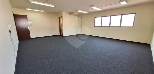 Conjunto Comercial / Sala para alugar, 50m² no Pinheirinho, Vinhedo