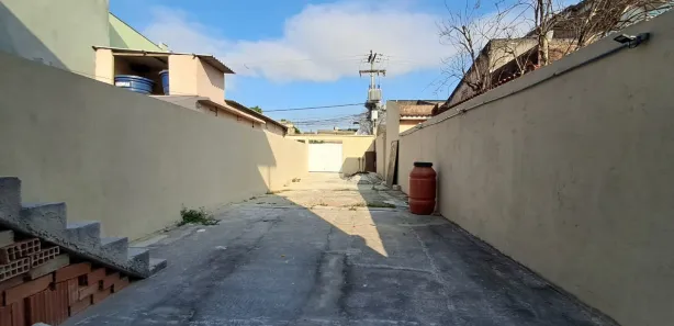 Casa com 1 Quarto para alugar, 63m² no Jardim Meriti, São João de Meriti