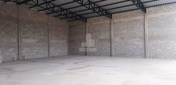 Galpão / Depósito / Armazém para alugar, 400m² no Vida Nova, Vespasiano