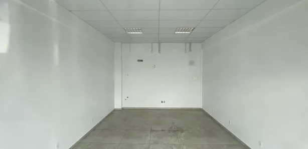 Conjunto Comercial / Sala para alugar, 40m² no Centro, Chapecó