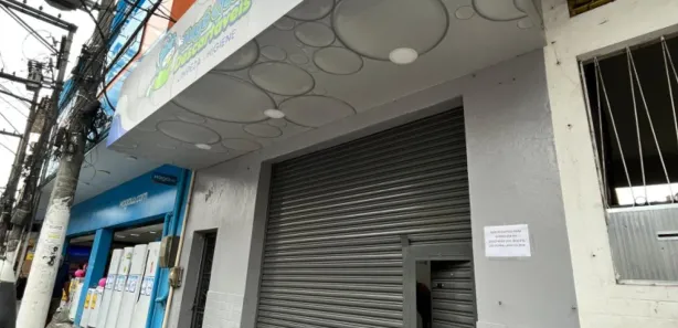 Loja / Salão / Ponto Comercial para alugar, 175m² no Centro, Magé