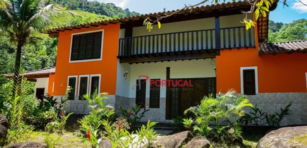 Fazenda / Sítio / Chácara com 4 Quartos à venda, 400m² no Cachoeiros, Macaé
