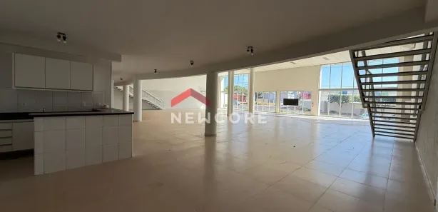 Galpão / Depósito / Armazém à venda, 768m² no Pederneiras, Pederneiras