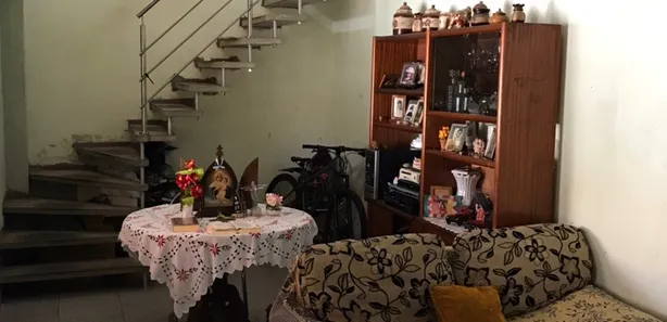 Sobrado com 9 Quartos à venda, 400m² no Guará II, Brasília