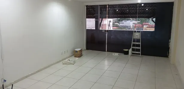 Conjunto Comercial / Sala para alugar, 50m² no Recreio Ipitanga, Lauro de Freitas