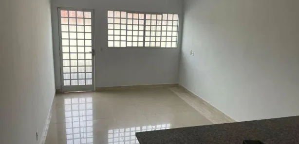 Casa com 2 Quartos à venda, 74m² no Setor Sul, Trindade