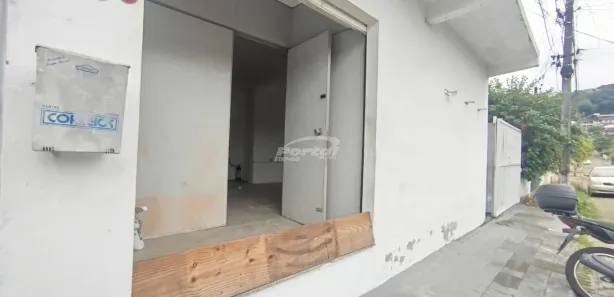 Conjunto Comercial / Sala para alugar, 28m² no Água Verde, Blumenau