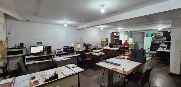 Galpão / Depósito / Armazém para alugar, 135m² no Gamboa, Rio de Janeiro