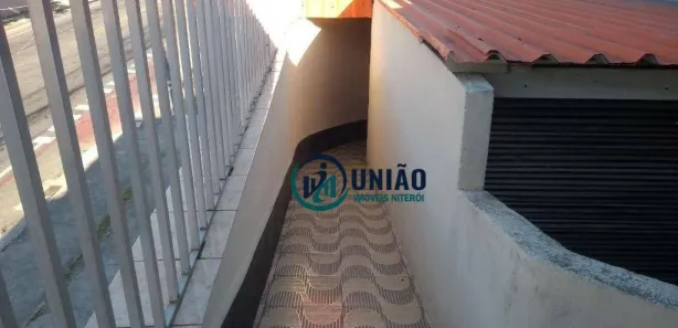 Hotel / Motel / Pousada com 26 Quartos à venda, 720m² no Piratininga, Niterói