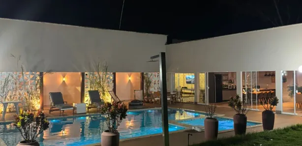 Casa de Condomínio com 4 Quartos à venda, 235m² no , Bela Vista de Goiás