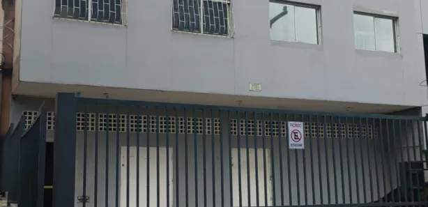 Loja / Salão / Ponto Comercial à venda, 258m² no Núcleo Bandeirante, Brasília