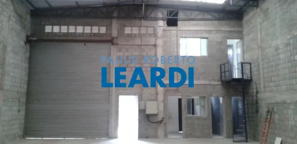 Loja / Salão / Ponto Comercial para alugar, 380m² no Parque São Pedro, Itaquaquecetuba
