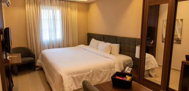 Flat com 2 Quartos à venda, 77m² no Itaipava, Petrópolis