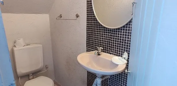 Casa Comercial com 3 Quartos para alugar, 400m² no Jardim Maria Rosa, Taboão da Serra