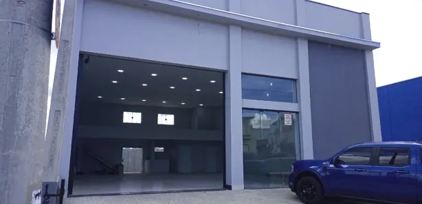 Galpão / Depósito / Armazém para alugar, 285m² no Residencial Parque Imperial, Salto