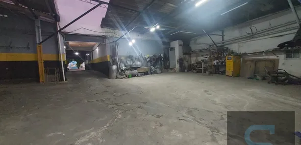 Galpão / Depósito / Armazém à venda, 966m² no Passagem, Cabo Frio