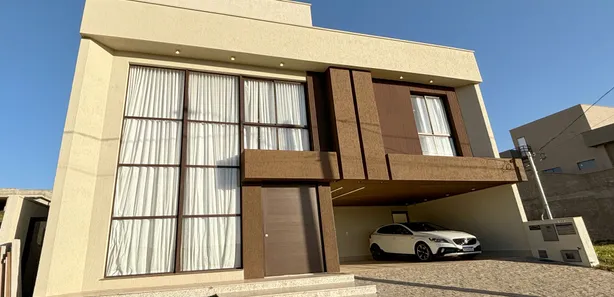 Casa de Condomínio com 4 Quartos à venda, 256m² no Jardins Porto, Senador Canedo
