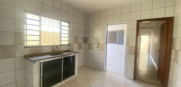Casa com 2 Quartos para alugar, 150m² no Jardim Alvorada, Sumaré
