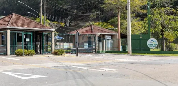 Terreno / Lote / Condomínio à venda, 2462m² no Serra dos Lagos (Jordanésia), Cajamar