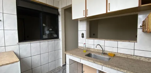 Apartamento com 3 Quartos para alugar, 101m² no Rústico, Volta Redonda