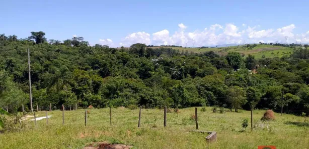 Fazenda / Sítio / Chácara com 3 Quartos à venda, 6600m² no Centro, Taubaté