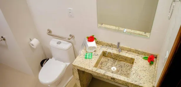 Hotel / Motel / Pousada com 8 Quartos à venda, 270m² no Centro, Penha