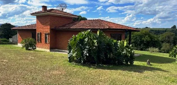 Fazenda / Sítio / Chácara com 3 Quartos à venda, 190m² no Centro, Águas de São Pedro