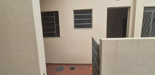 Casa de Vila com 1 Quarto para alugar, 30m² no Santo Elias, Mesquita