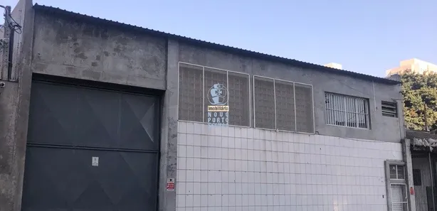 Galpão / Depósito / Armazém para alugar, 120m² no Vila Endres, Guarulhos