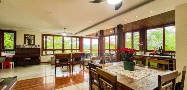 Casa de Condomínio com 5 Quartos para alugar, 401m² no Vila Progresso, Niterói
