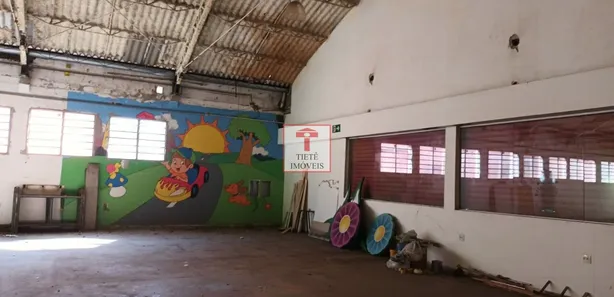 Galpão / Depósito / Armazém à venda, 680m² no Bosque da Saúde, São Paulo