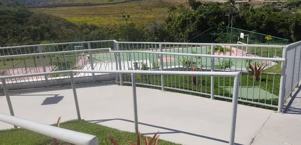 Terreno / Lote / Condomínio à venda, 330m² no Loteamento Montenegro, Camaçari