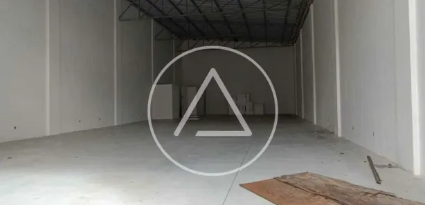 Galpão / Depósito / Armazém para alugar, 324m² no Novo Rio das Ostras, Rio das Ostras