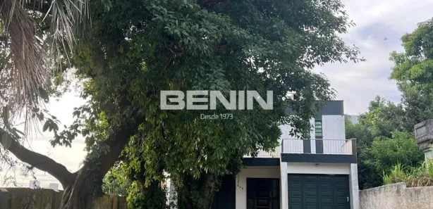 Sobrado com 4 Quartos à venda, 349m² no Nossa Senhora das Graças, Canoas