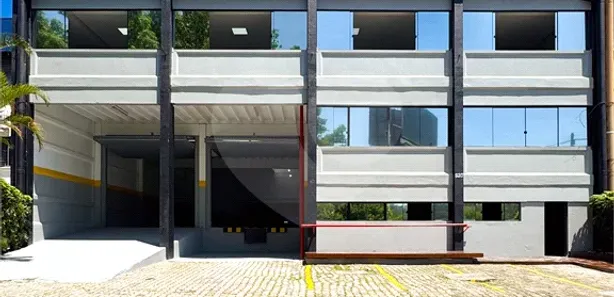 Galpão / Depósito / Armazém para alugar, 2200m² no Tamboré, Barueri