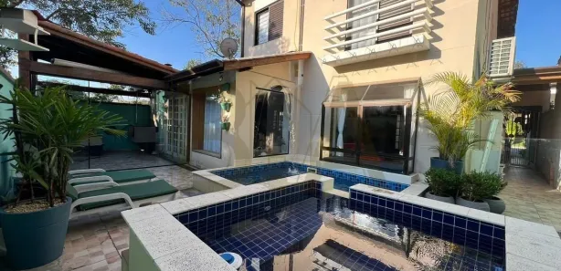 Sobrado com 3 Quartos à venda, 190m² no Jardim Colibri, Embu das Artes