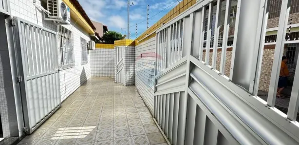 Casa com 3 Quartos à venda, 180m² no Luzia, Aracaju