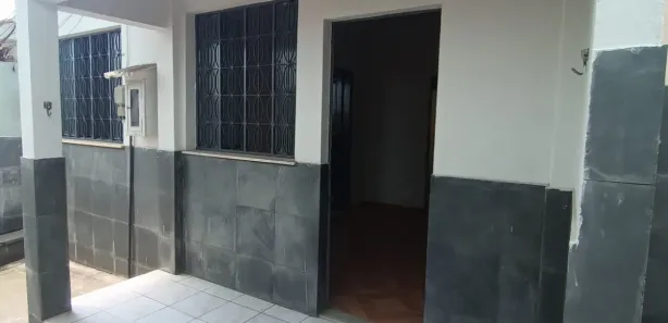 Casa de Vila com 1 Quarto para alugar, 35m² no Centro, Nilópolis
